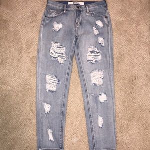Brandy Melville boyfriend jeans